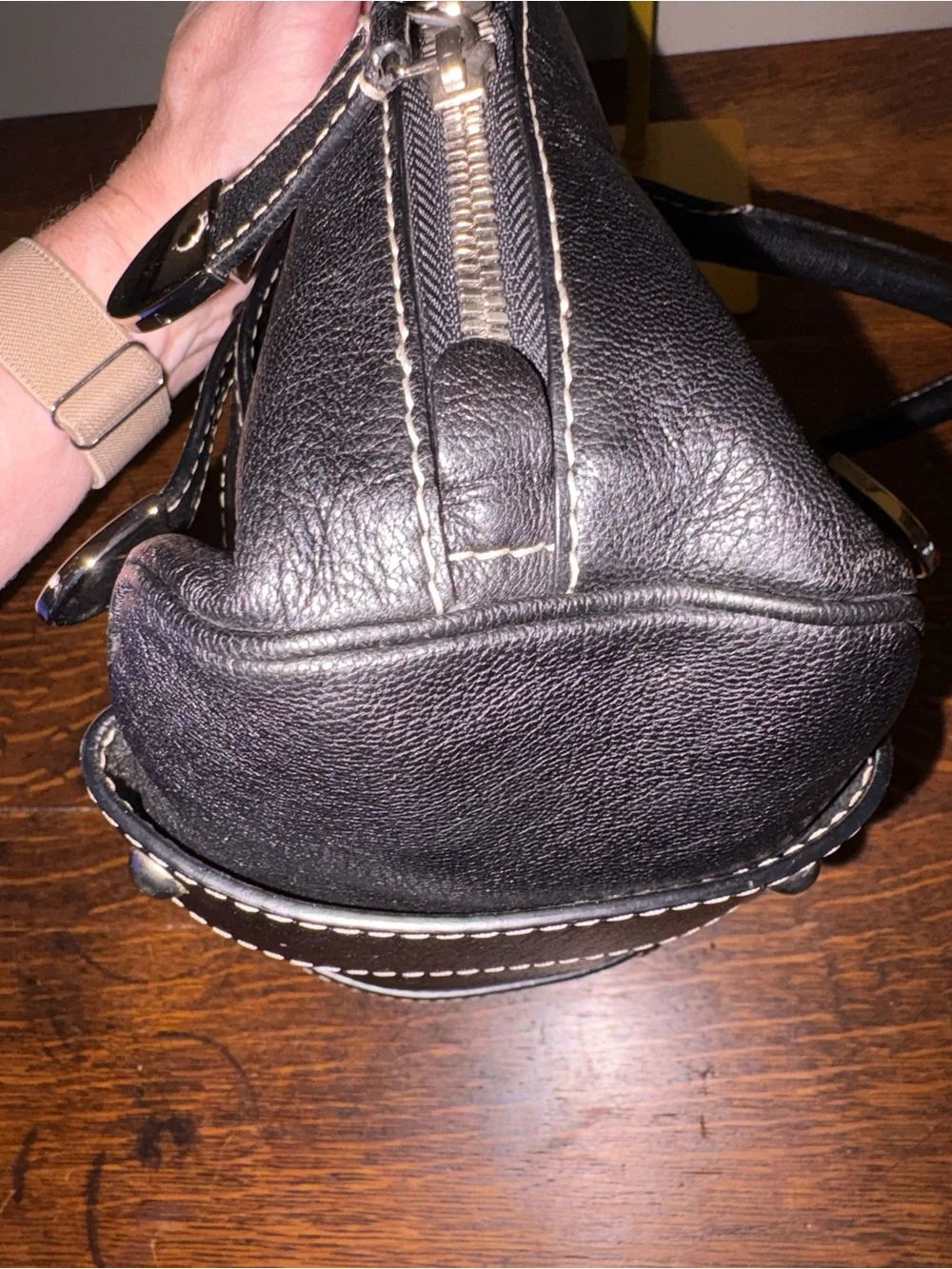 Bally Vintage Black Leather Lorri Satchel Bag Crest Medallion Contrast Stitch